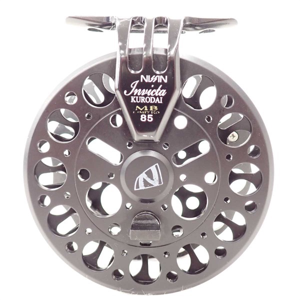 インヴィクタ クロダイ ＭＢリミテッド８５